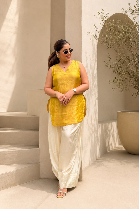 Nooré – Pure Silk Farshi Set